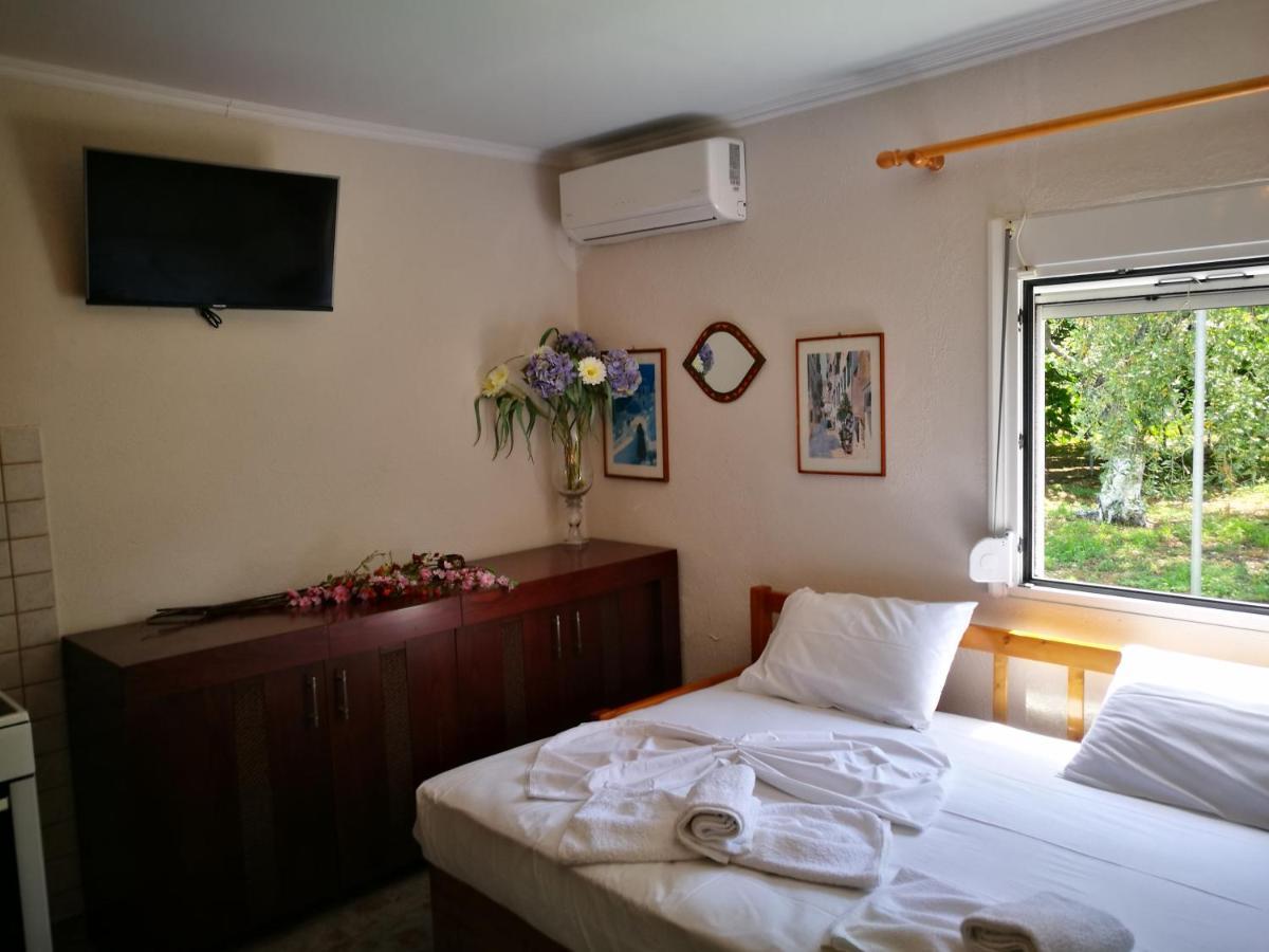 Cristi Apartments Skala Rachoni  Exterior photo